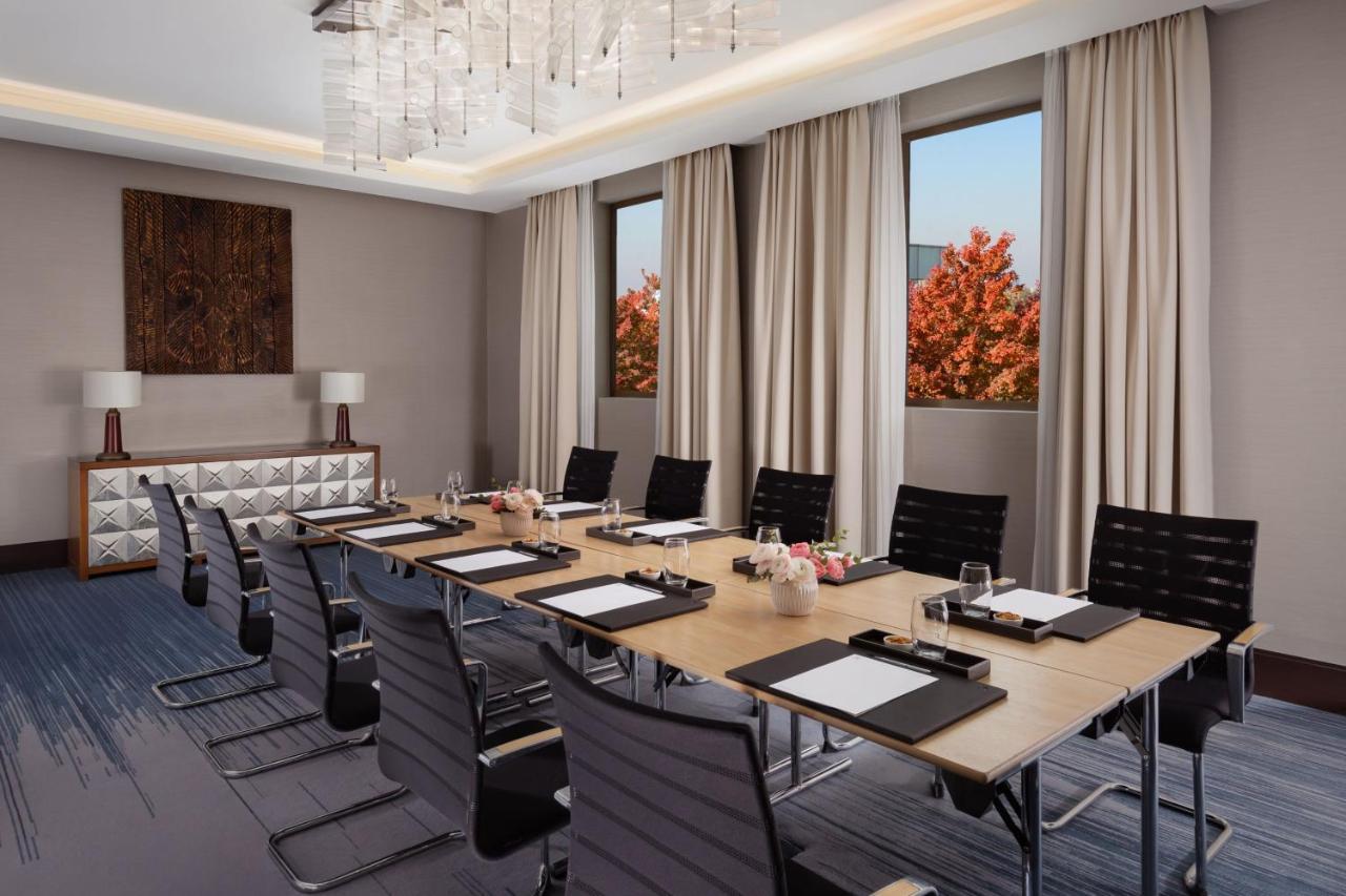 מלון The St. Regis Astana מראה חיצוני תמונה Meeting room